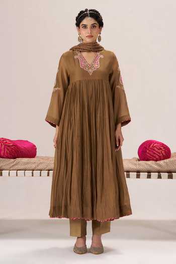Almaari By Pooja Patel Rangrez Chanderi Anarkali Kurta Pant Set 
