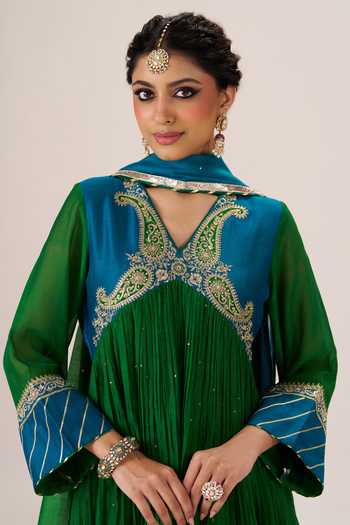 Almaari By Pooja Patel Green Silk, Chanderi V-neck Zoya Anarkali Set at Aza Fashions Almaari By Pooja Patel_Green Silk, Chanderi V-neck Zoya Anarkali Set _at_Aza_Fashions