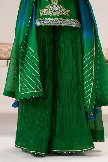 Almaari By Pooja Patel Green Chanderi Round Neck Adaa Kurta Sharara Set at Aza Fashions Almaari By Pooja Patel_Green Chanderi Round Neck Adaa Kurta Sharara Set _at_Aza_Fashions