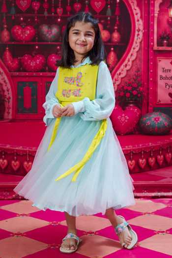 Shop Panchhi By Kanupriya Tibrewala Yellow Crepe, Tulle Pyaari Behna Embroidered Bib Skirt Set Online at Aza Fashions Shop_Panchhi By Kanupriya Tibrewala_Yellow Crepe, Tulle Pyaari Behna Embroidered Bib Skirt Set _Online_at_Aza_Fashions