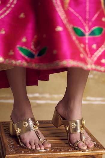 Shilpsutra Rajwada Sona Metallic Kolhapuri Heels 