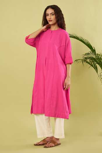 Shop Vinusto Pink Handloom Cotton Round Neck, Yes Straight Kurta And Pant Set Online at Aza Fashions Shop_Vinusto_Pink Handloom Cotton Round Neck, Yes Straight Kurta And Pant Set _Online_at_Aza_Fashions