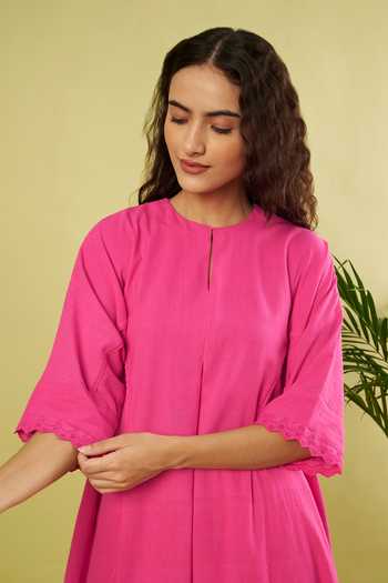 Vinusto Pink Handloom Cotton Round Neck, Yes Straight Kurta And Pant Set at Aza Fashions Vinusto_Pink Handloom Cotton Round Neck, Yes Straight Kurta And Pant Set _at_Aza_Fashions