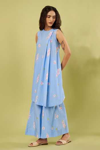 Vinusto_Blue Cotton Round Neck, Yes Printed Kurta And Palazzo Set _Online_at_Aza_Fashions