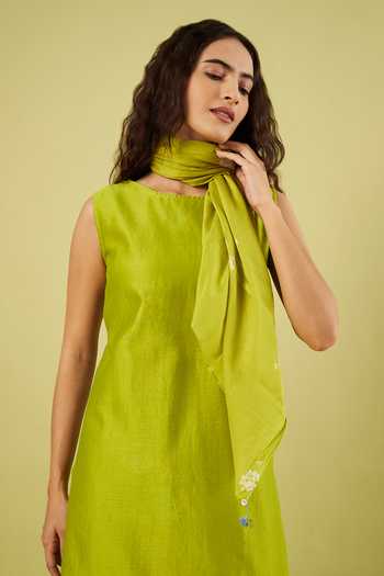 Vinusto_Green Cotton Round Neck Placement Printed Kurta And Farshi Salwar Set _at_Aza_Fashions