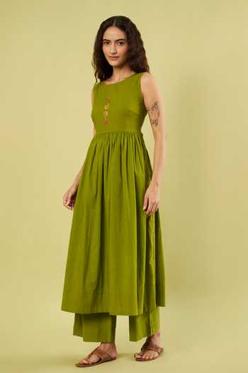 Vinusto_Olive Green Cotton Round Neck Embroidered Anarkali With Pant _Online_at_Aza_Fashions