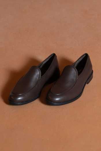 Shilpsutra Maharaj Leather Loafers 