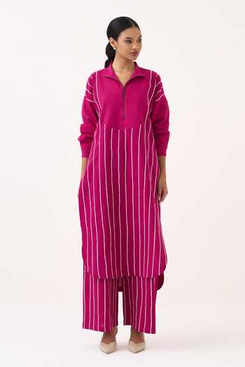 Buy Three Pink Cotton Collared Neck Striped Handwoven Kurta Online at Aza Fashions Buy_Three_Pink Cotton Collared Neck Striped Handwoven Kurta _Online_at_Aza_Fashions