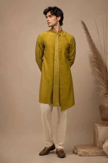 Mayank Modi - Men Green Chanderi Asymmetric Kurta Set Online at Aza Fashions Mayank Modi - Men_Green Chanderi Asymmetric Kurta Set _Online_at_Aza_Fashions
