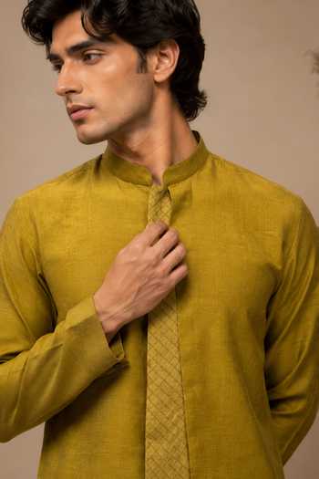 Buy Mayank Modi - Men Green Chanderi Asymmetric Kurta Set Online at Aza Fashions Buy_Mayank Modi - Men_Green Chanderi Asymmetric Kurta Set _Online_at_Aza_Fashions