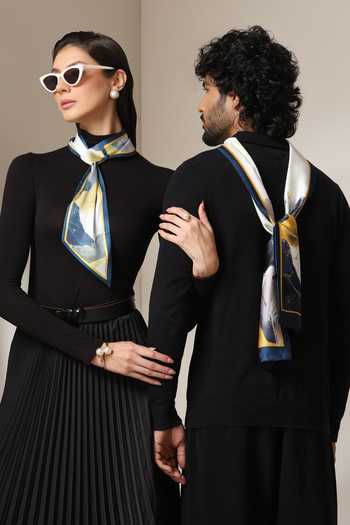 Dusala His & Her Abstract Silk Gift Set 
