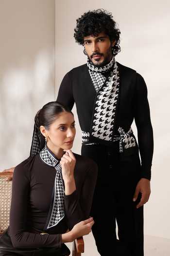 Buy Dusala Black His And Her Houndstooth Stole Gift Set Buy_Dusala_Black His And Her Houndstooth Stole Gift Set