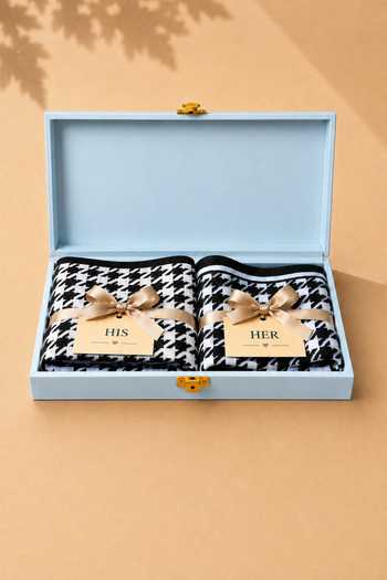 Dusala His & Her Houndstooth Stole Gift Set