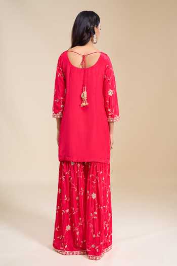 Aariyana Couture Embroidered Kurta Set 