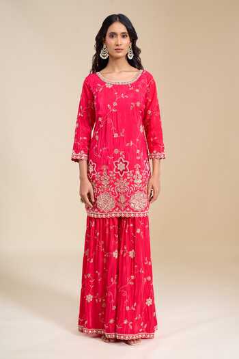 Shop Aariyana Couture Pink Crepe Round Neck Embroidered Kurta Set Online at Aza Fashions Shop_Aariyana Couture_Pink Crepe Round Neck Embroidered Kurta Set _Online_at_Aza_Fashions