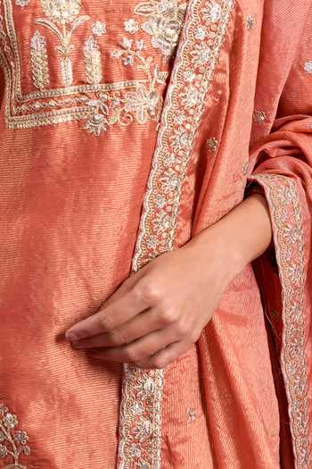 Aariyana Couture_Peach Round Neck, Yes Yoke Embroidered Kurta Set _at_Aza_Fashions