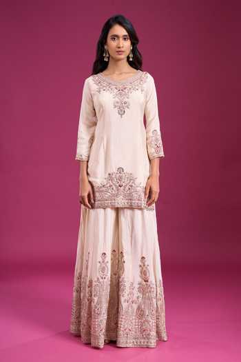 Shop Aariyana Couture Cream V-neck Thread Work Kurta Sharara Set Shop_Aariyana Couture_Cream V-neck Thread Work Kurta Sharara Set