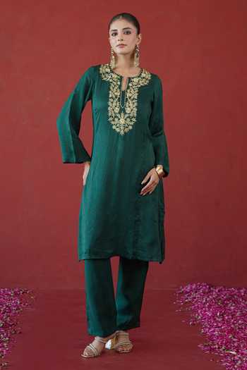 Masoomm Notched Neck Kurta & Pant Set