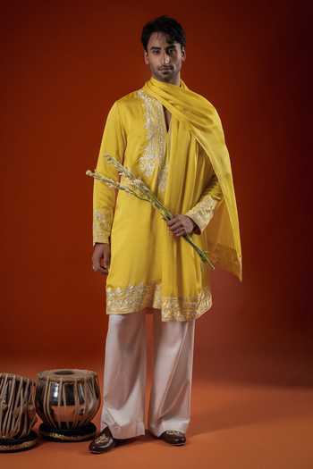Sanchit Sharma Embroidered Kurta With Dupatta 