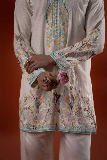 Buy Sanchit Sharma Ivory Linen Botanical Embroidered Kurta Set Online at Aza Fashions Buy_Sanchit Sharma_Ivory Linen Botanical Embroidered Kurta Set _Online_at_Aza_Fashions