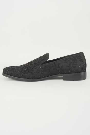 Salil Bhatia Black Raw Silk Peacock Hand Embroidered Loafers Online at Aza Fashions Salil Bhatia_Black Raw Silk Peacock Hand Embroidered Loafers _Online_at_Aza_Fashions