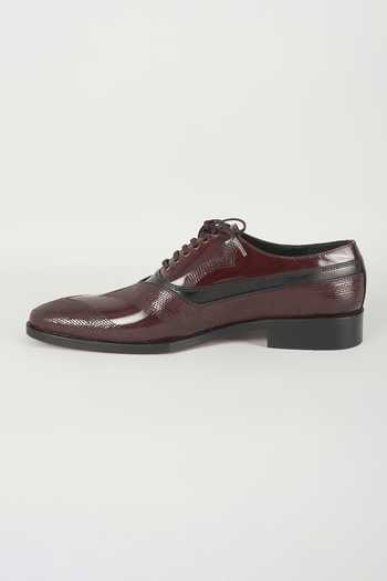 Salil Bhatia Maroon Panelled Leather Vintage Oxford Shoes Online at Aza Fashions Salil Bhatia_Maroon Panelled Leather Vintage Oxford Shoes _Online_at_Aza_Fashions