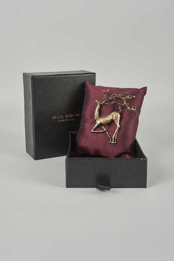 Shop Salil Bhatia Gold Reindeer Antlers Brooch at Aza Fashions Shop_Salil Bhatia_Gold Reindeer Antlers Brooch _at_Aza_Fashions