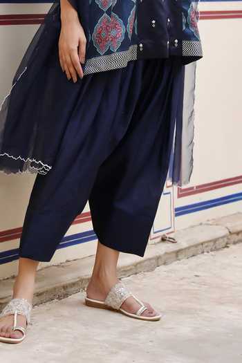 Swati Wadhwani Couture Blue Organza, Chanderi Keyhole Neck, Yes Ajrakh Pattern Kurta Set Online at Aza Fashions Swati Wadhwani Couture_Blue Organza, Chanderi Keyhole Neck, Yes Ajrakh Pattern Kurta Set _Online_at_Aza_Fashions