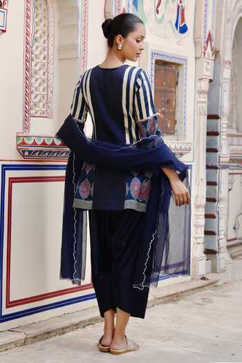 Swati Wadhwani Couture Ajrakh Pattern Kurta Set 