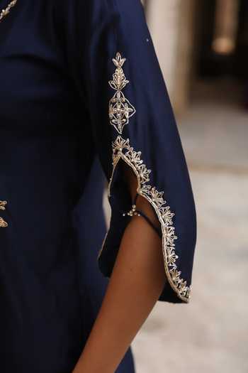 Swati Wadhwani Couture_Blue Organza, Chanderi Round Neck, Yes Dabka Embroidered Kurta Set _Online_at_Aza_Fashions