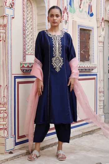 Swati Wadhwani Couture Dabka Zari Embroidered Kurta Set 