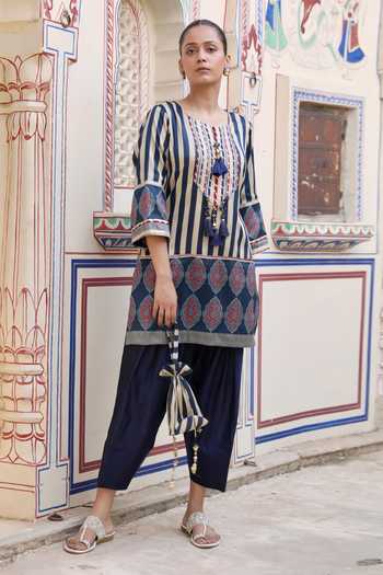Swati Wadhwani Couture_Blue Chanderi Square Neck Ajrakh Print Kurta And Salwar Set _Online_at_Aza_Fashions