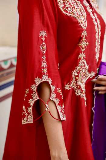Shop_Swati Wadhwani Couture_Maroon Organza, Chanderi Embroidered Kurta Set _Online_at_Aza_Fashions