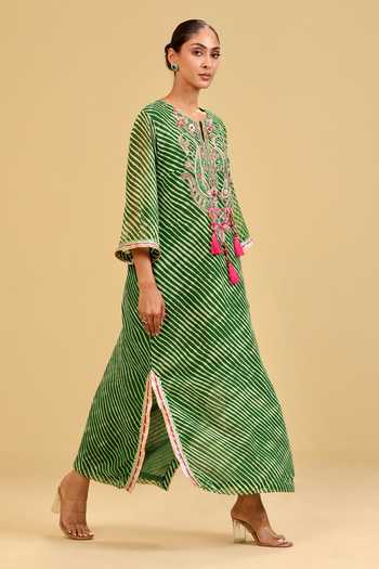 Buy_Swati Wadhwani Couture_Green Georgette Round Neck Leheriya Pattern Kaftan _Online_at_Aza_Fashions