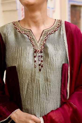 Swati Wadhwani Couture_Red Tissue, Velvet Yes Embroidered Kurta Set _at_Aza_Fashions