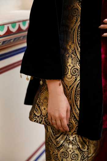 Swati Wadhwani Couture_Red Velvet, Brocade Round Neck, Yes Kurta Set _Online_at_Aza_Fashions