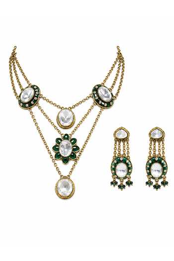 Buy Vivinia By Vidhi Mehra Green Emerald Kundan Layered Necklace Set Online at Aza Fashions Buy_Vivinia By Vidhi Mehra_Green Emerald Kundan Layered Necklace Set _Online_at_Aza_Fashions