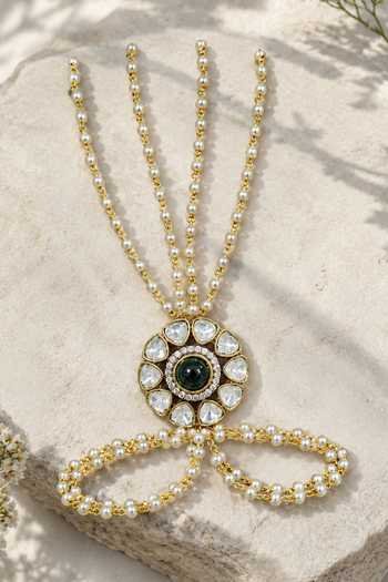 Vivinia By Vidhi Mehra Polki Pearl Floral Haathphool 