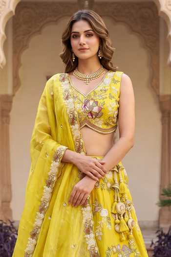 Buy_Samyukta Singhania_Yellow Tissue V-neck Hand Embroidered Lehenga Set _Online_at_Aza_Fashions