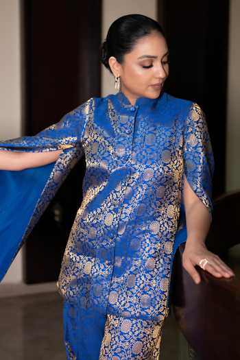 Dusala Blue Silk Mandarin Collar Mumtaz Banarasi Cape Online at Aza Fashions Dusala_Blue Silk Mandarin Collar Mumtaz Banarasi Cape _Online_at_Aza_Fashions