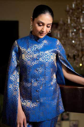 Buy Dusala Blue Silk Mandarin Collar Mumtaz Banarasi Cape Online at Aza Fashions Buy_Dusala_Blue Silk Mandarin Collar Mumtaz Banarasi Cape _Online_at_Aza_Fashions