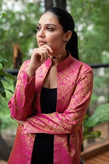 Shop Dusala Pink Silk Mandarin Collar Jodha Banarasi Jacket Online at Aza Fashions Shop_Dusala_Pink Silk Mandarin Collar Jodha Banarasi Jacket _Online_at_Aza_Fashions