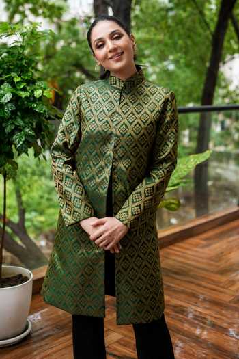 Dusala Green Silk Gayatri Banarasi Jacket Online at Aza Fashions Dusala_Green Silk Gayatri Banarasi Jacket _Online_at_Aza_Fashions