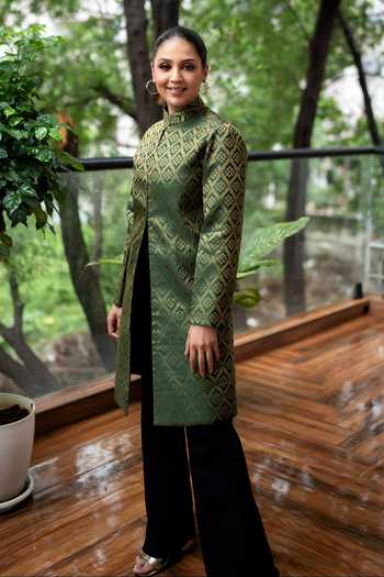 Dusala Gayatri Banarasi Jacket