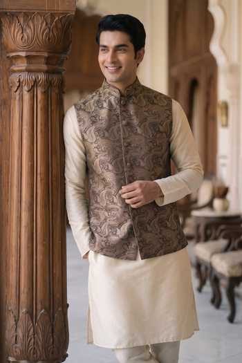 Dusala Salim Banarasi Zari Waistcoat