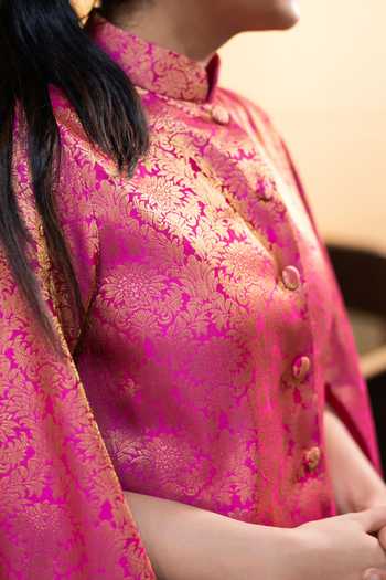 Buy Dusala Pink Silk Mandarin Collar Jodha Banarasi Cape And Pant Co-ord Set Online at Aza Fashions Buy_Dusala_Pink Silk Mandarin Collar Jodha Banarasi Cape And Pant Co-ord Set _Online_at_Aza_Fashions