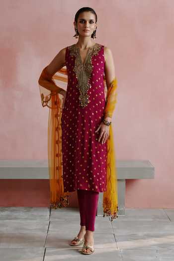 House of Arshiyaa Dori Embroidered Long Kurta Set 