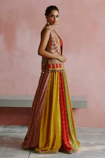 Buy_House of Arshiyaa_Gold Silk, Georgette Open , Plunge Bandhani Pattern Jacket Lehenga Set _Online_at_Aza_Fashions