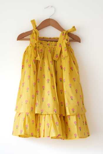 Buy Love The World Today Yellow Cotton Meera Striped Print Blouse And Lehenga Set Online at Aza Fashions Buy_Love The World Today_Yellow Cotton Meera Striped Print Blouse And Lehenga Set _Online_at_Aza_Fashions