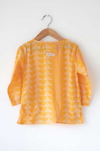 Buy Love The World Today Yellow Cotton Chandan Printed Kurta Set Online at Aza Fashions Buy_Love The World Today_Yellow Cotton Chandan Printed Kurta Set _Online_at_Aza_Fashions